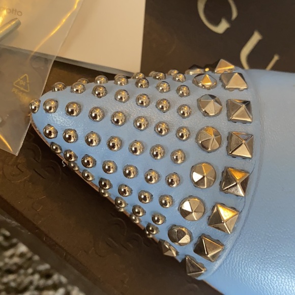 🌐 Gucci Malaga Kid Silver Studded Heels 🌐 - Picture 9 of 9